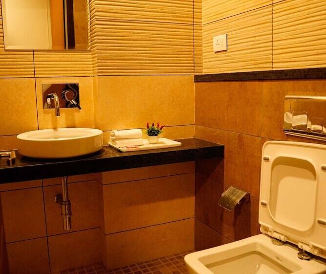 חדר פרמיום, The Amer Valley