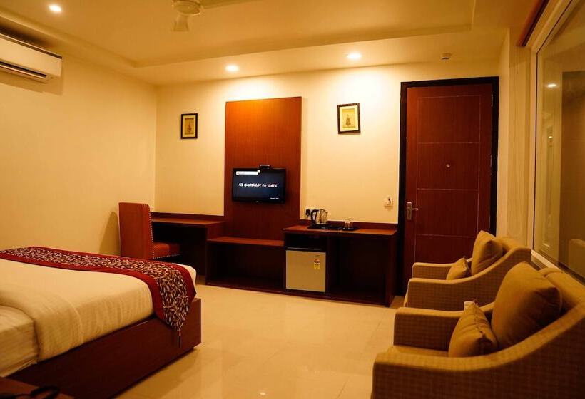 חדר קלאב, The Amer Valley