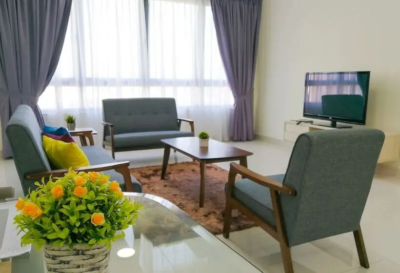 3 Bedroom Suite, Pandora Homestay Ii