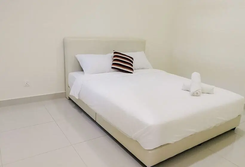 3 Bedroom Suite, Pandora Homestay Ii