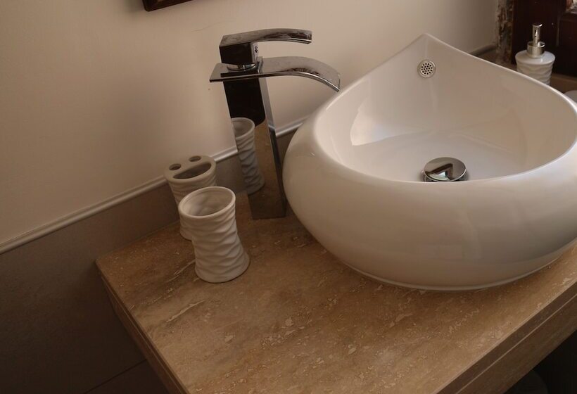 스탠다드 트리플 룸, B&b Del Corso