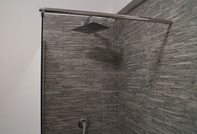 디럭스 트리플 룸, B&b Del Corso