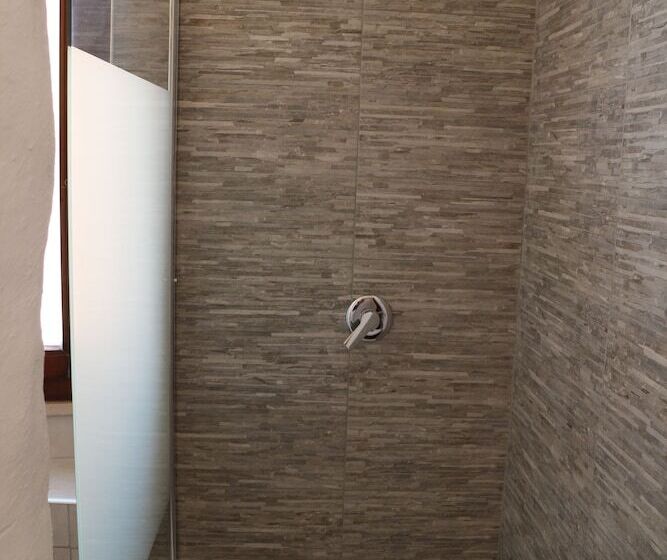 스탠다드 트리플 룸, B&b Del Corso