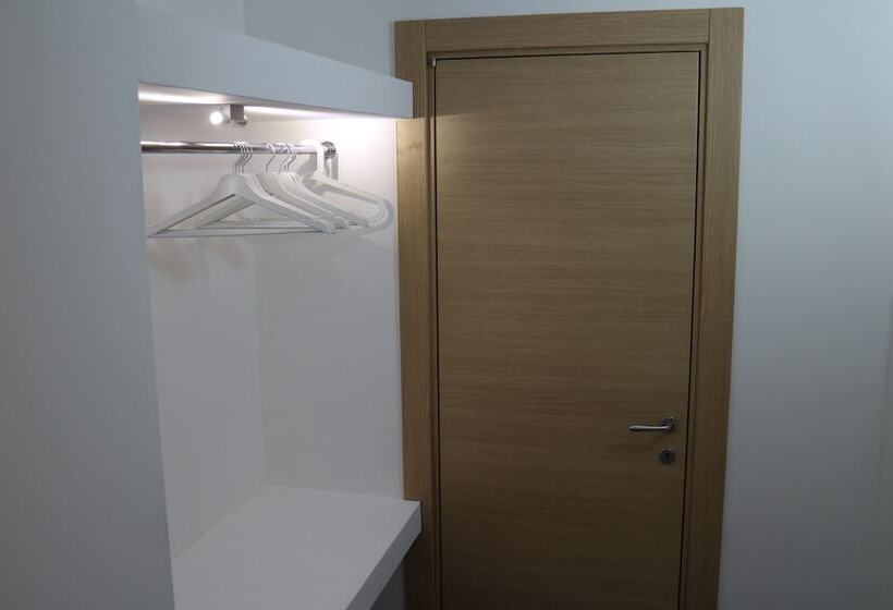 디럭스 트리플 룸, B&b Del Corso