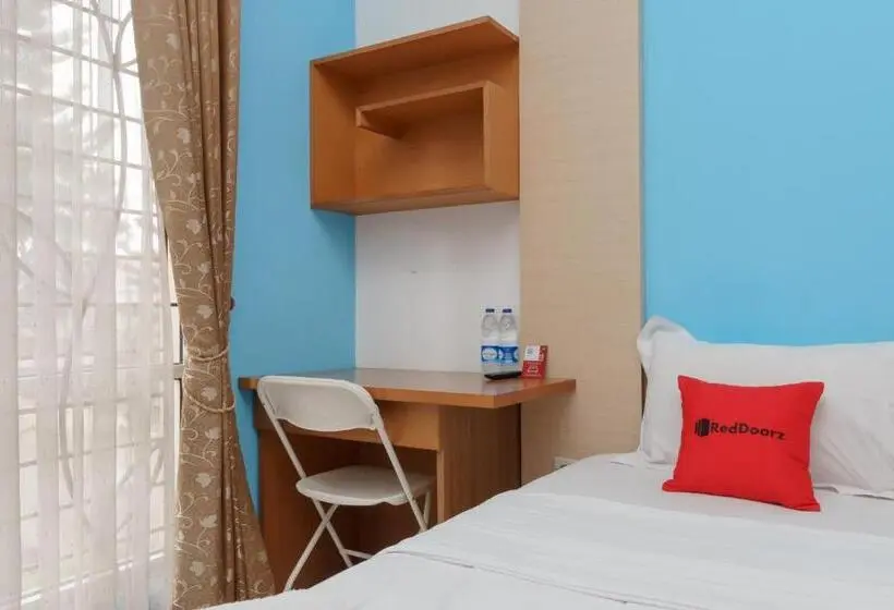اتاق استاندارد, Reddoorz Syariah Plus @ Wisma Bougenville Karawaci