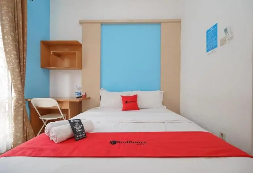 اتاق استاندارد, Reddoorz Syariah Plus @ Wisma Bougenville Karawaci
