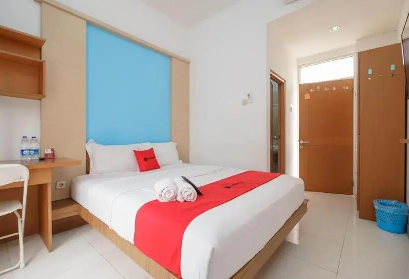 اتاق استاندارد, Reddoorz Syariah Plus @ Wisma Bougenville Karawaci