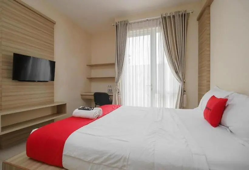 اتاق لوکس, Reddoorz Syariah Plus @ Wisma Bougenville Karawaci