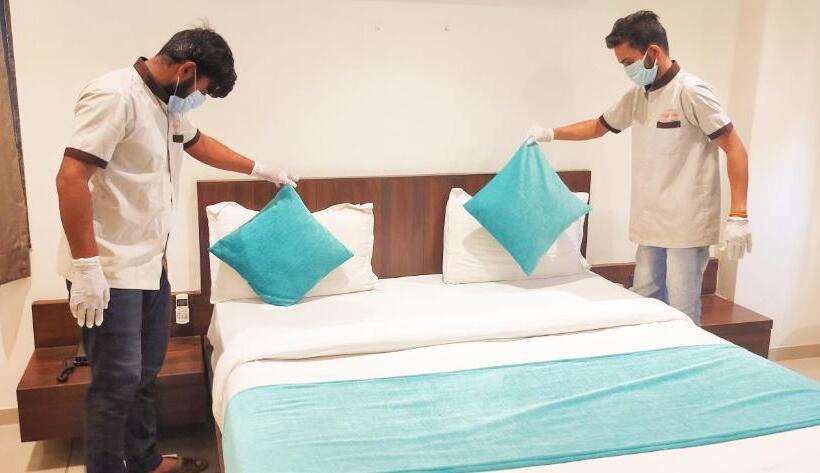 高级大房间, Sparsh Inn Chandkheda