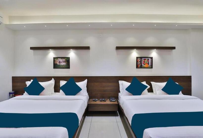 家庭房带园景, Sparsh Inn Chandkheda