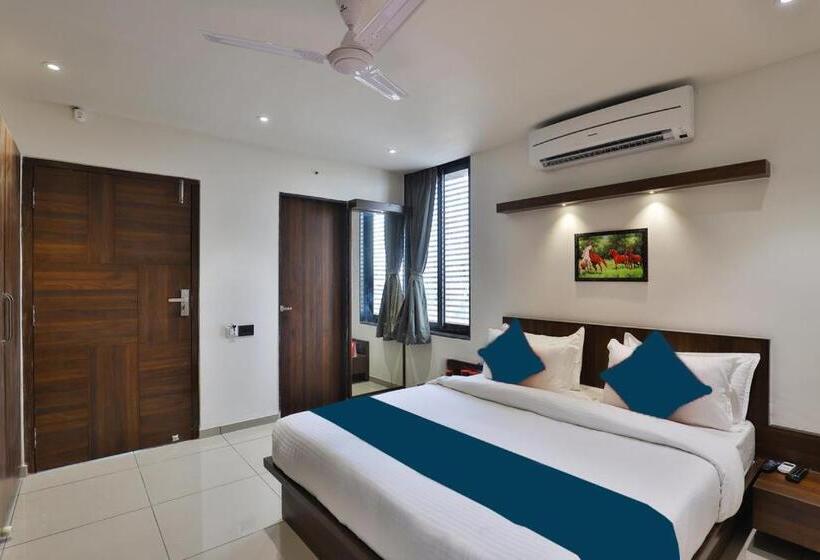 豪华房间, Sparsh Inn Chandkheda