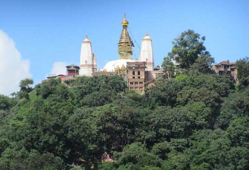 اتاق راحتی سه تخته, Stupa View Inn