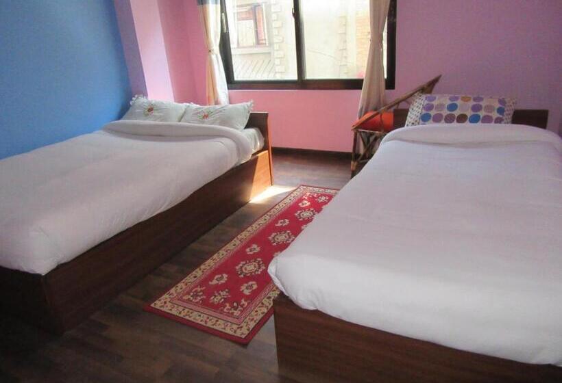 اتاق استاندارد با بالکن, Stupa View Inn