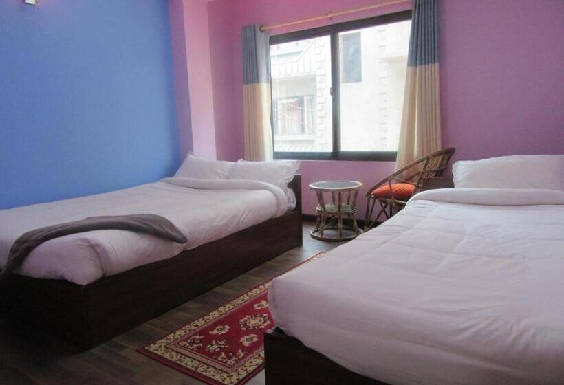 اتاق استاندارد با بالکن, Stupa View Inn