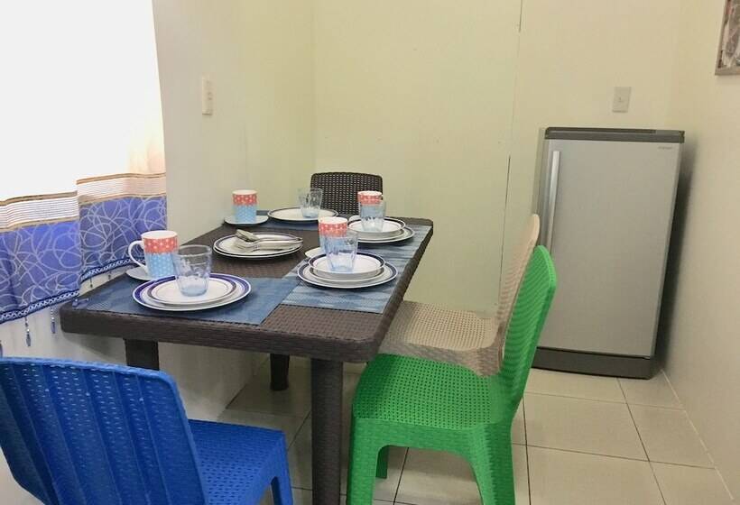 اتاق لوکس, Blue Summer Suites