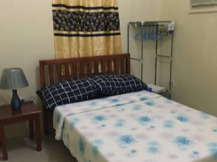 اتاق اکونومی, Blue Summer Suites