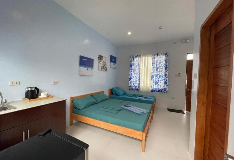 استودیو خانوادگی, Blue Summer Suites