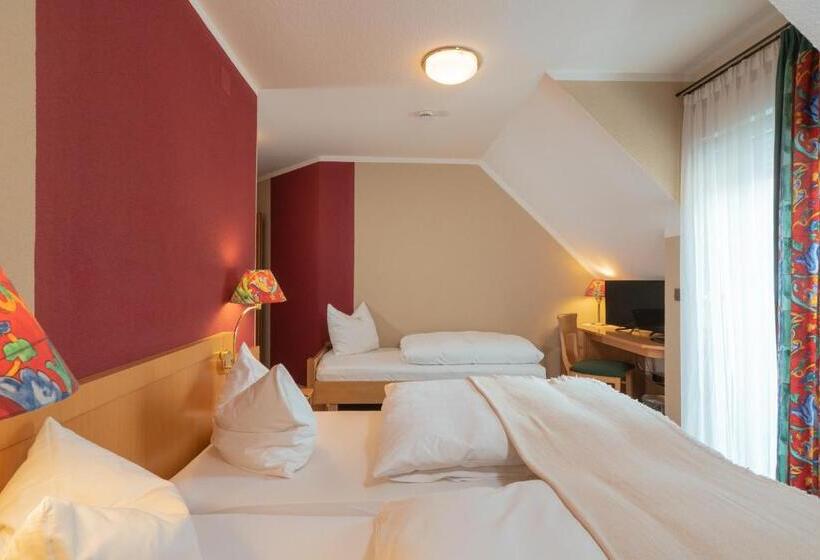 Номер Стандарт Трехместный, Wirtshaus & Hotel Zur Alten Brauerei Zapf