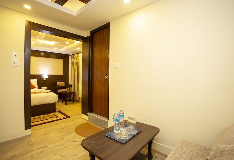 سوییت, Sapana Garden Thamel