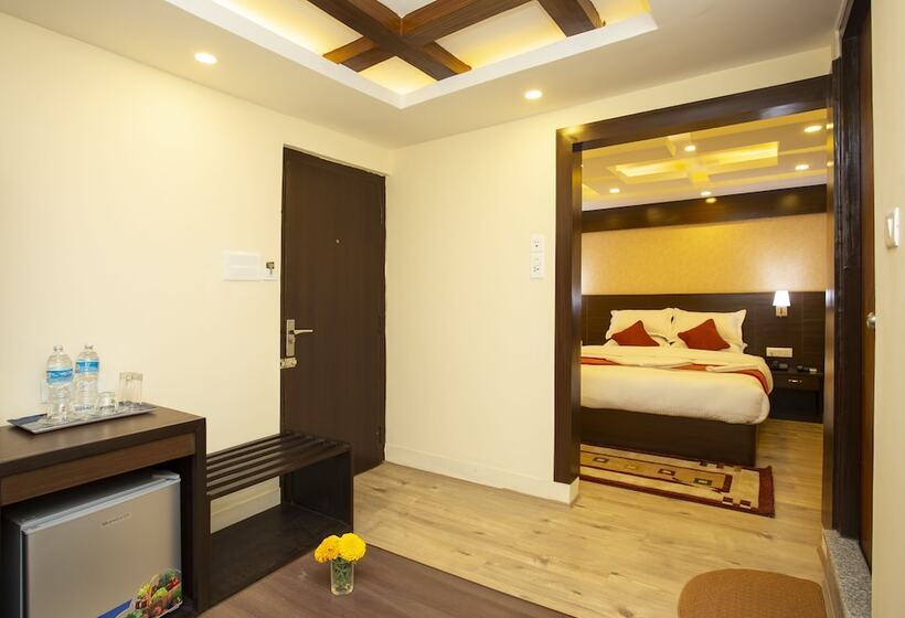 سوییت, Sapana Garden Thamel