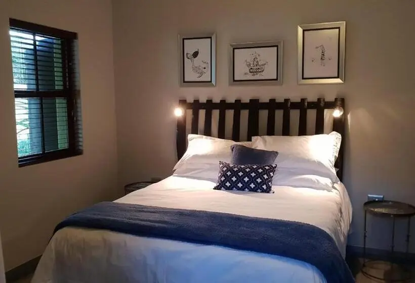 スタンダードルーム, Port Del Mar Guesthouse