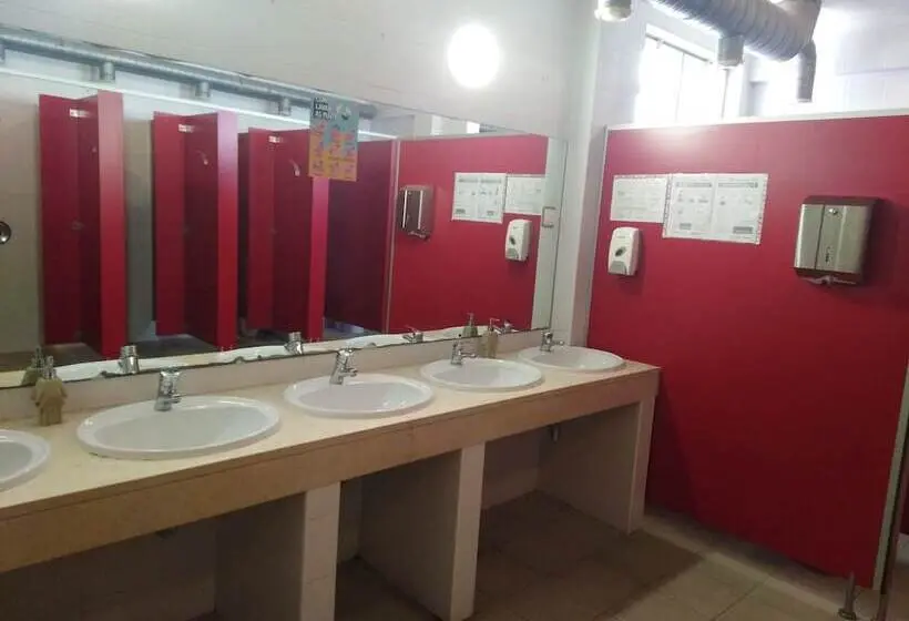 スタンダード4人部屋, Hi Portimao Pousada De Juventude