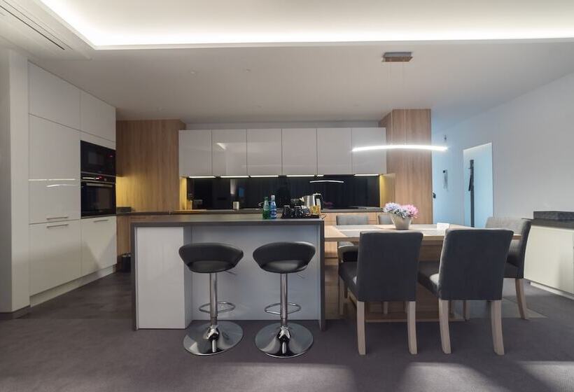 １ベッドルームのデラックスアパートメント, Apart Hotel Vivi Residence & Spa