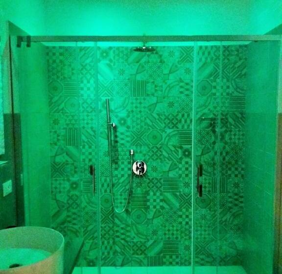 اتاق استاندارد, B&b Oriental Palace