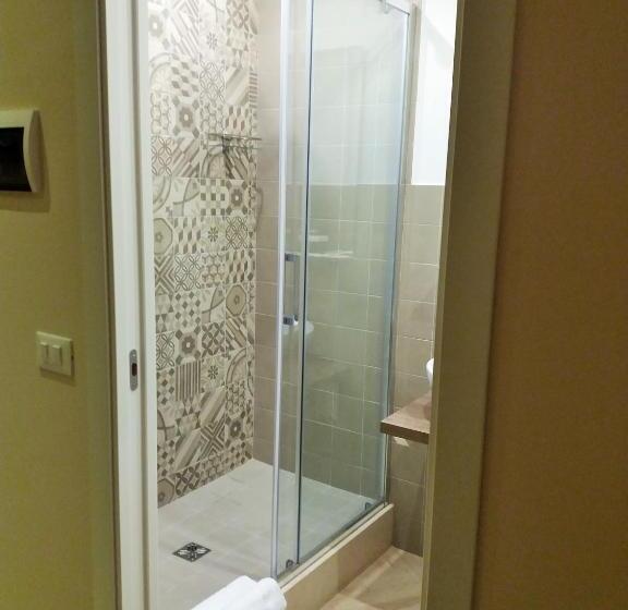 اتاق استاندارد با تخت بزرگ, B&b Oriental Palace