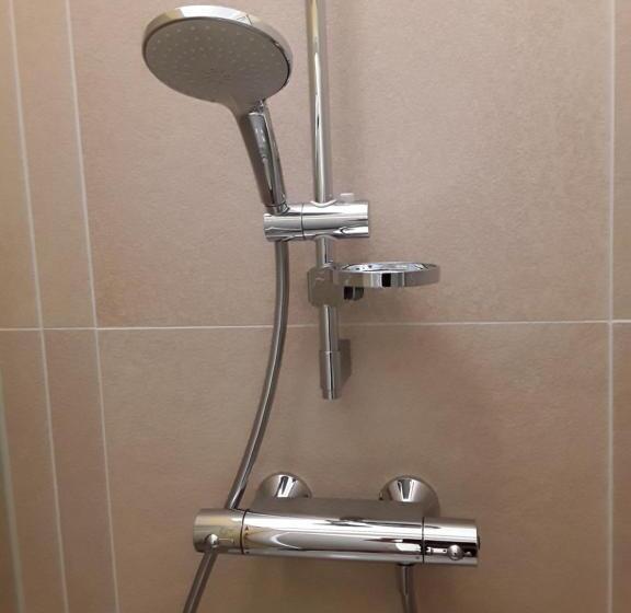 バス共有のスタンダードルーム, Casa Hostel Pirna