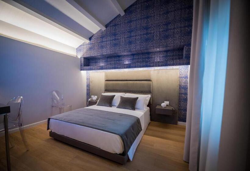 غرفة سوبيريور, Palazzo Marletta Luxury House
