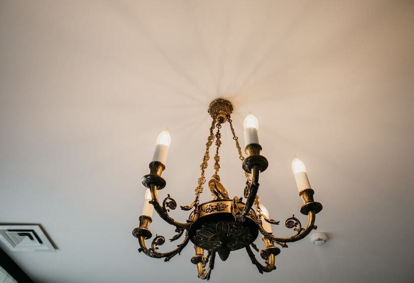 디럭스 룸, Boutique Hotel Voskresensky