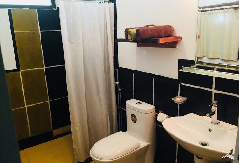 غرفة سوبيريور ثلاثية, Train View Chalet