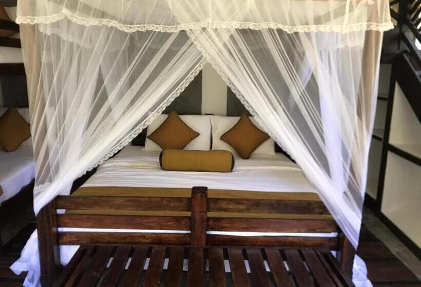 جناح إدارى, Train View Chalet