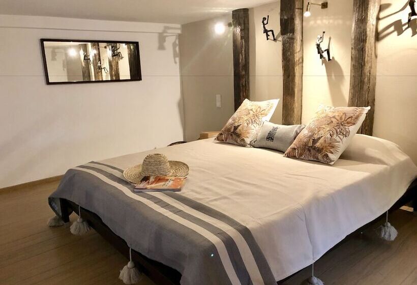 סוויטה דלוקס, Villa Vager Mani