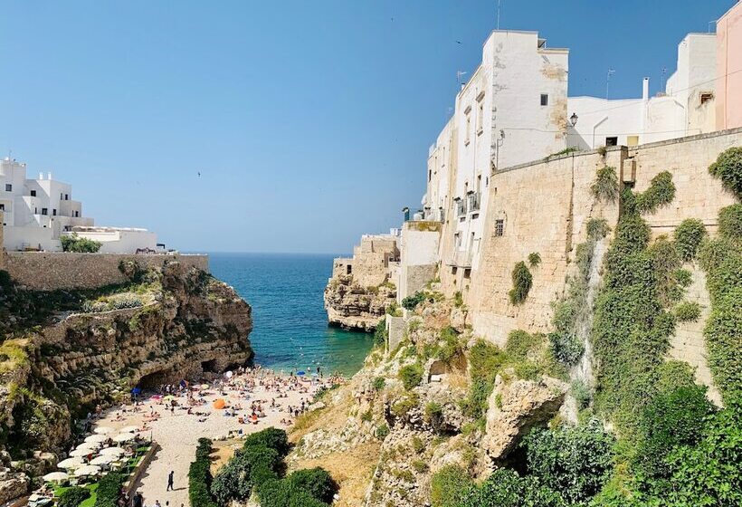 اتاق استاندارد با چشم‌انداز دریا, Posea  Polignano Sea Suites