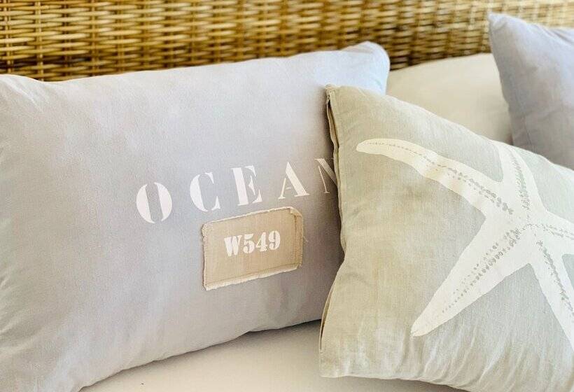 اتاق لوکس با چشم‌انداز دریا, Posea  Polignano Sea Suites