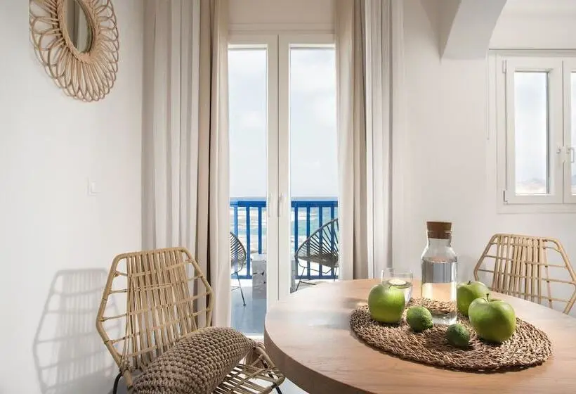 スーペリアスタジオ, Perla Suites   Delmar Collection