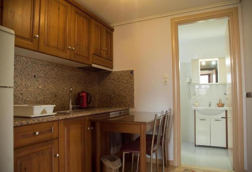 דירת חדר, Villa Nufaro