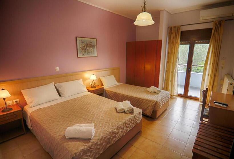 דירת חדר, Villa Nufaro