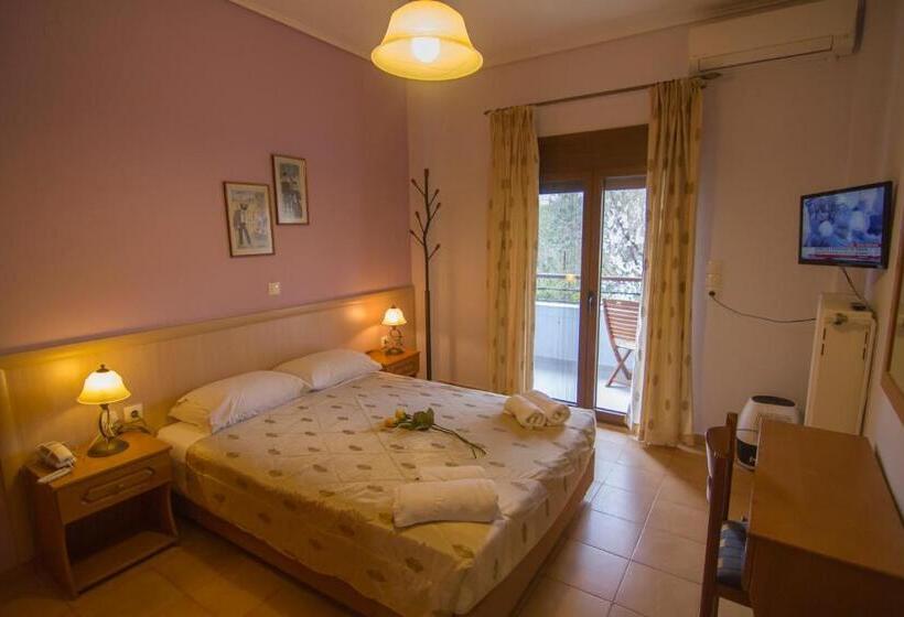 דירת שני חדרים, Villa Nufaro