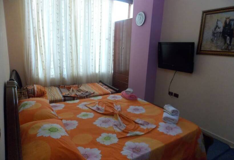 آپارتمان 2 خوابه, Alfred's Apartments