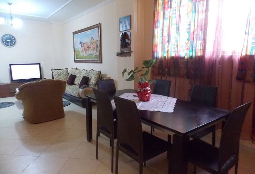 آپارتمان 2 خوابه, Alfred's Apartments