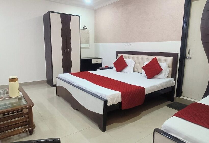 Трехместный Номер Классика, Jigyasa By Mayda Hospitality Pvt. Ltd