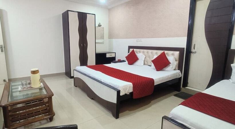 اتاق کلاسیک سه تخته, Jigyasa By Mayda Hospitality Pvt. Ltd