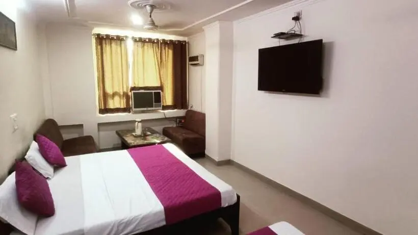 デラックスルーム, Jigyasa By Mayda Hospitality Pvt. Ltd