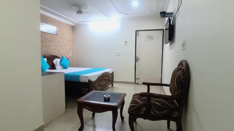Номер Deluxe, Jigyasa By Mayda Hospitality Pvt. Ltd