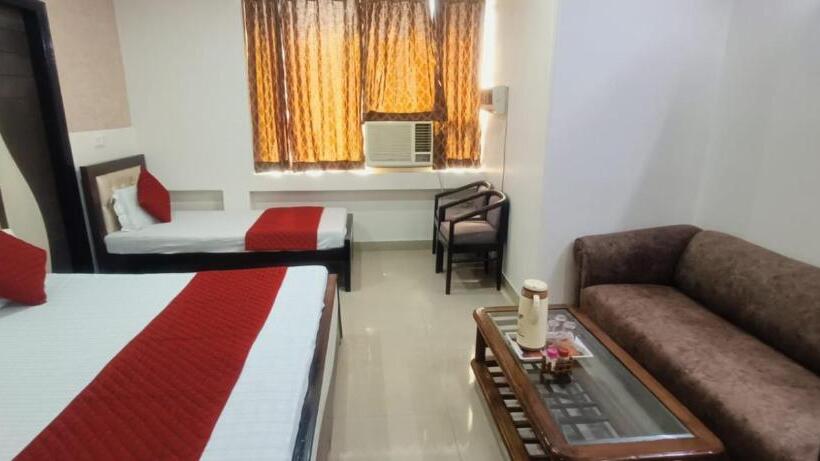 اتاق کلاسیک سه تخته, Jigyasa By Mayda Hospitality Pvt. Ltd