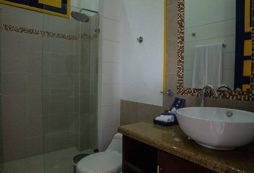 اتاق لوکس, La Herencia