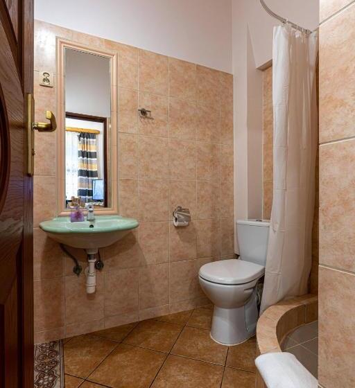 اتاق کلاسیک سه تخته, Pensjonat Beskidzki